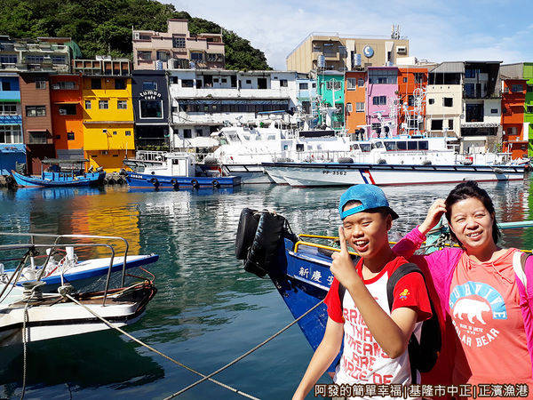 正濱漁港17-碼頭上留影.jpg