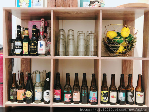 圓圓家愛吃貨-《台北中山》網美瘋IG打卡聖地，酸甜草莓好滋味，初戀好味道