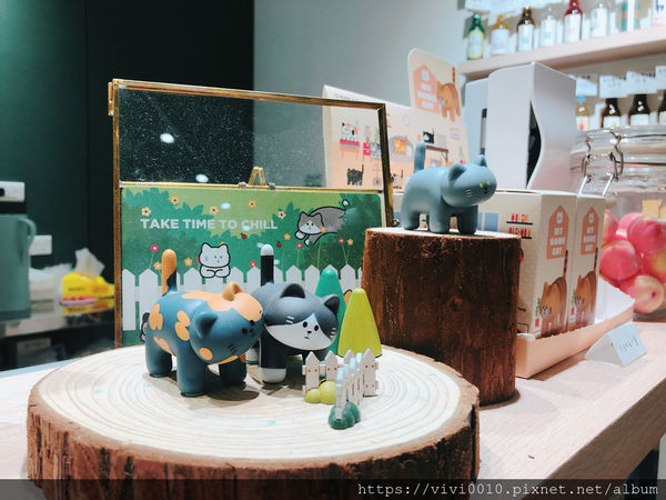 圓圓家愛吃貨-《台北中山》網美瘋IG打卡聖地，酸甜草莓好滋味，初戀好味道