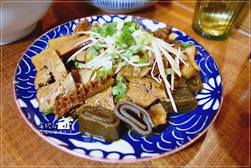 新店排隊牛肉麵 功夫豬私廚好麵