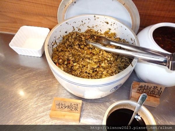 功夫豬私廚好麵：湯頭濃郁,牛肉大塊,令人懷念的滋味-『愛評體驗券』、『功夫豬私廚好麵』体驗心得