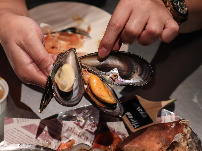 信義區百萬夜景，花酒蔵海鮮吧-台北最時尚海鮮餐廳！ - Lexies Blog，寫食派