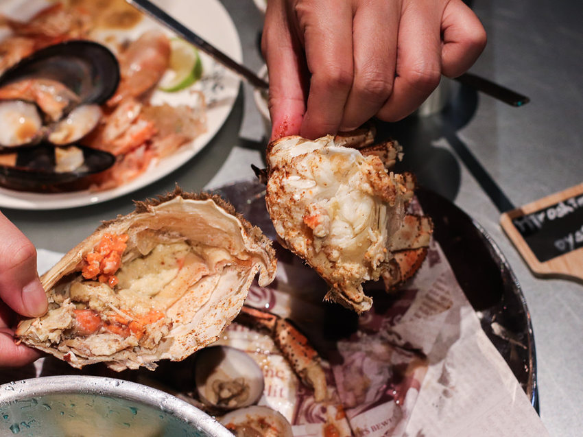 信義區百萬夜景，花酒蔵海鮮吧-台北最時尚海鮮餐廳！ - Lexies Blog，寫食派