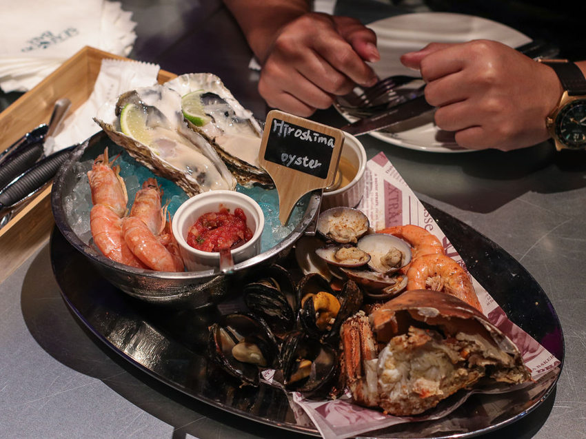 信義區百萬夜景，花酒蔵海鮮吧-台北最時尚海鮮餐廳！ - Lexies Blog，寫食派