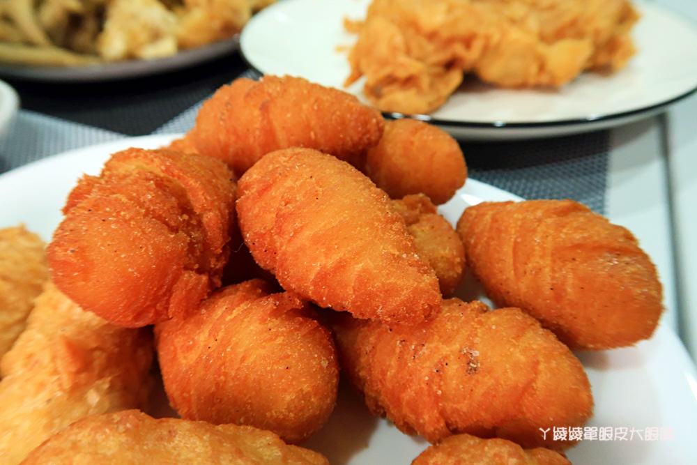 新竹城隍廟新開幕超厚雞排，自由先生美式揚物，這家炸物賣的最特別！