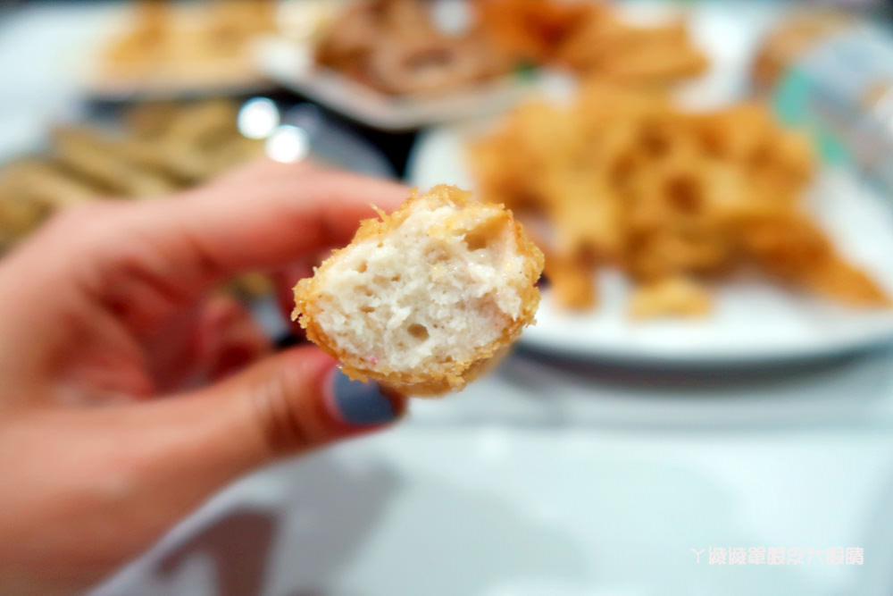 新竹城隍廟新開幕超厚雞排，自由先生美式揚物，這家炸物賣的最特別！