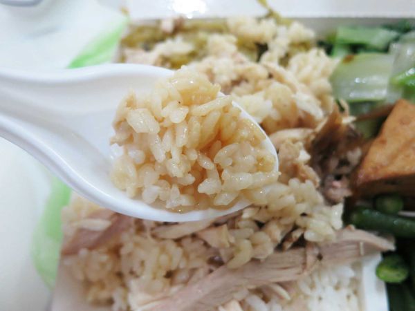 【蘆洲美食】青豐園臺灣火雞肉飯-大塊肉絲的雞肉飯