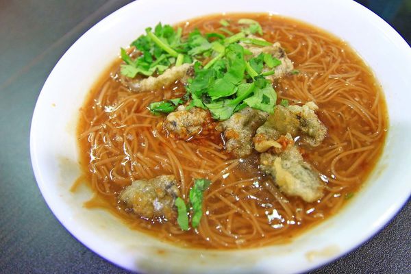 【宜蘭美食】和記大腸麵線臭豆腐-美味的爆漿臭豆腐