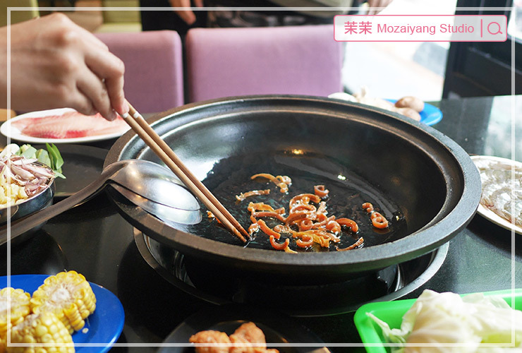 黑哥自助石頭火鍋 黑哥自助石頭火鍋