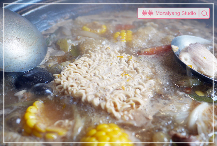 黑哥自助石頭火鍋 黑哥自助石頭火鍋