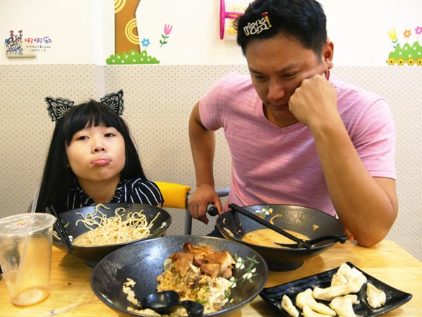 揹潶鍋拉麵,桃園美食,林口美食,拉麵,大份量,台北美食,林口A8站