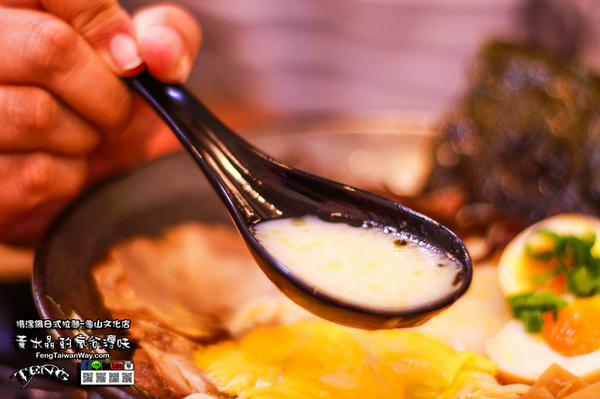 揹潶鍋日式拉麵:水晶桃園美食推薦:揹黑鍋龜山文化店 揹潶鍋日式拉麵:水晶桃園美食推薦:揹黑鍋龜山文化店