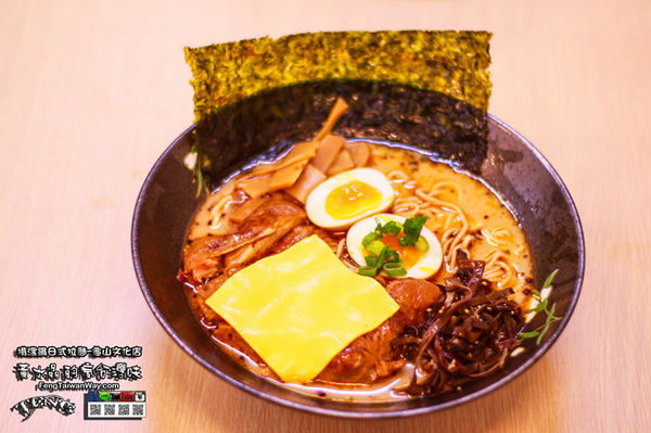 揹潶鍋日式拉麵:水晶桃園美食推薦:揹黑鍋龜山文化店 揹潶鍋日式拉麵:水晶桃園美食推薦:揹黑鍋龜山文化店