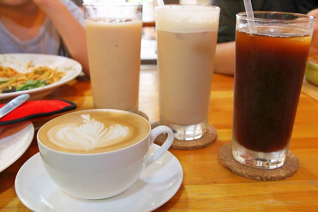 台中西屯，麥意斯咖啡蔬食，來一點不一樣的異國餐點吧。 - 微笑Joe幸運