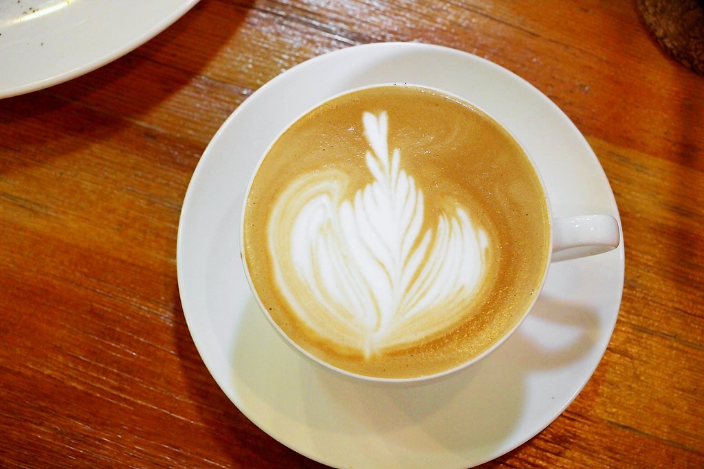 台中西屯，麥意斯咖啡蔬食，來一點不一樣的異國餐點吧。 - 微笑Joe幸運