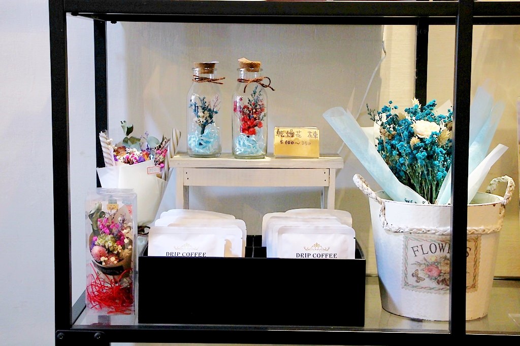 台中西屯，麥意斯咖啡蔬食，來一點不一樣的異國餐點吧。 - 微笑Joe幸運