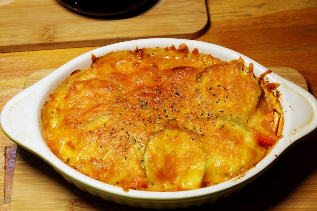 台中西屯，麥意斯咖啡蔬食，來一點不一樣的異國餐點吧。 - 微笑Joe幸運