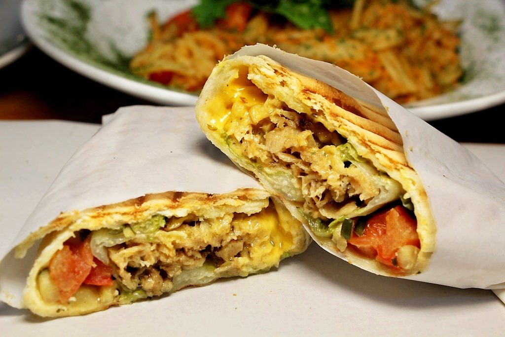 台中西屯，麥意斯咖啡蔬食，來一點不一樣的異國餐點吧。 - 微笑Joe幸運