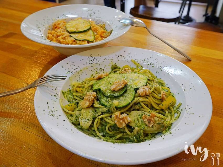 麥意斯咖啡蔬食|台中西屯充滿異國風采的素食咖啡餐廳,嚴選新鮮食材和自家烘培咖啡,餐點口感豐富,咖啡香甜滑順很值得一試!