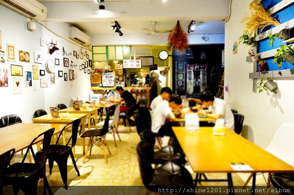 梧柒|咱們三|三重早午餐.菜寮站美食.三重宵夜