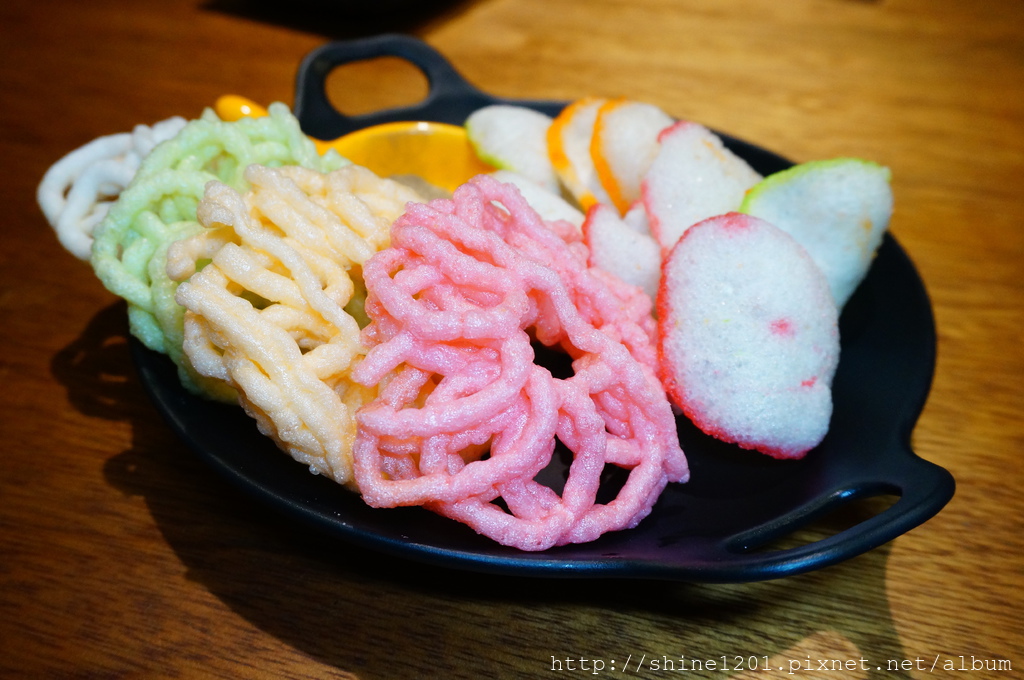 梧柒|咱們三|三重早午餐.菜寮站美食.三重宵夜