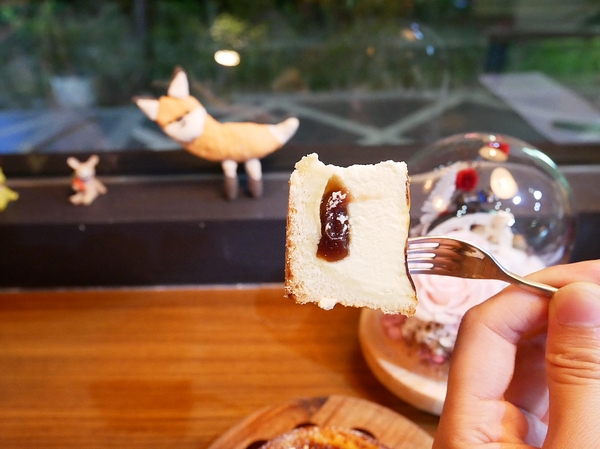 Couch Potato Brunch 沙發馬鈴薯早午餐：Couch Potato Brunch 沙發馬鈴薯早午餐-台中公園附近新開幕早午餐  餐點夠水準  闆娘好美好好聊  環境超適合放鬆  我要當顆躺在沙發的馬鈴薯