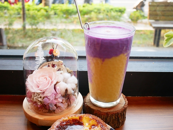 Couch Potato Brunch 沙發馬鈴薯早午餐：Couch Potato Brunch 沙發馬鈴薯早午餐-台中公園附近新開幕早午餐  餐點夠水準  闆娘好美好好聊  環境超適合放鬆  我要當顆躺在沙發的馬鈴薯