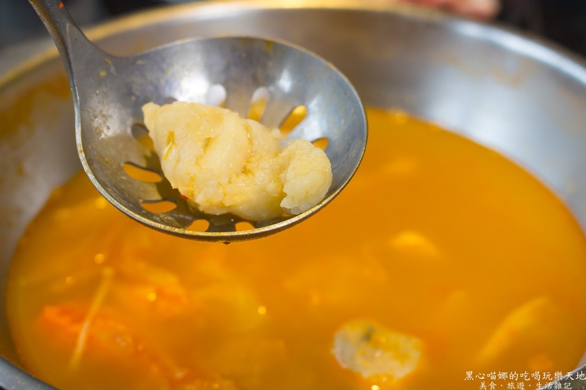 高雄左營︱情人節,找個高雅精緻火鍋店,在陽光包圍之中暖暖度過吧!【九勺涮涮鍋】