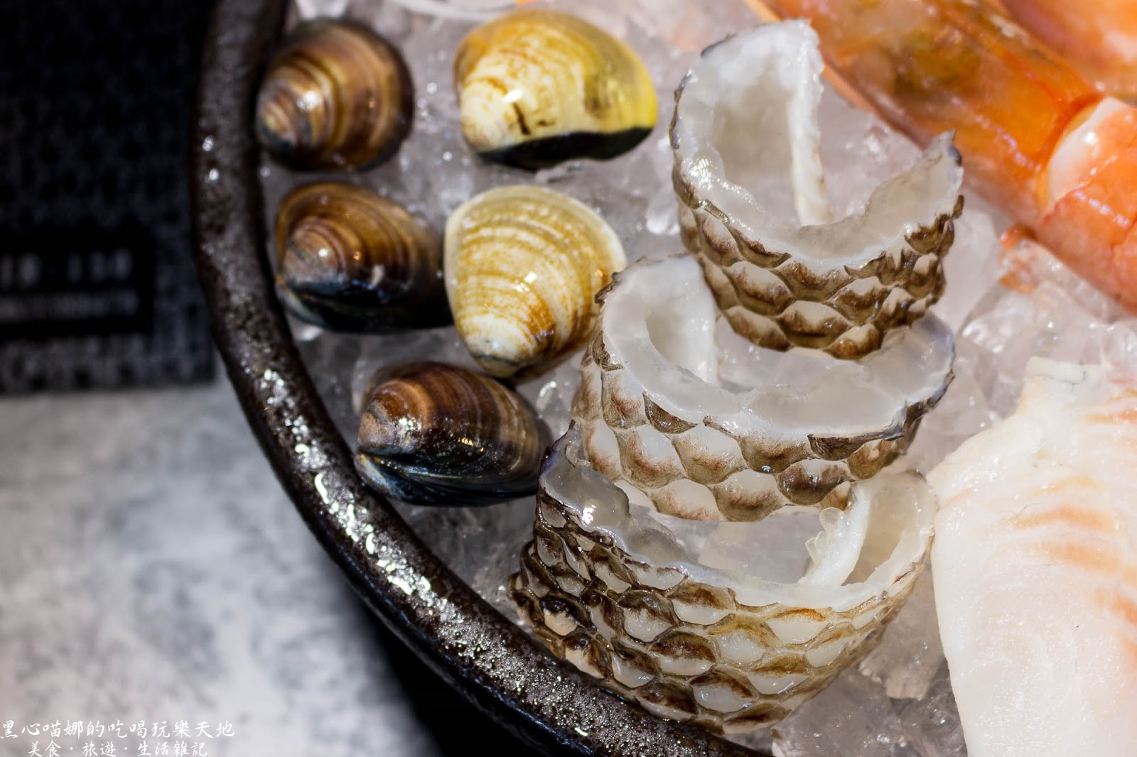 高雄左營︱九勺涮涮鍋　新開幕！！在清爽的環境裡吃鍋物，夏天裡不用再揮汗的高雅享受！