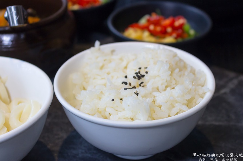 高雄左營︱情人節,找個高雅精緻火鍋店,在陽光包圍之中暖暖度過吧!【九勺涮涮鍋】