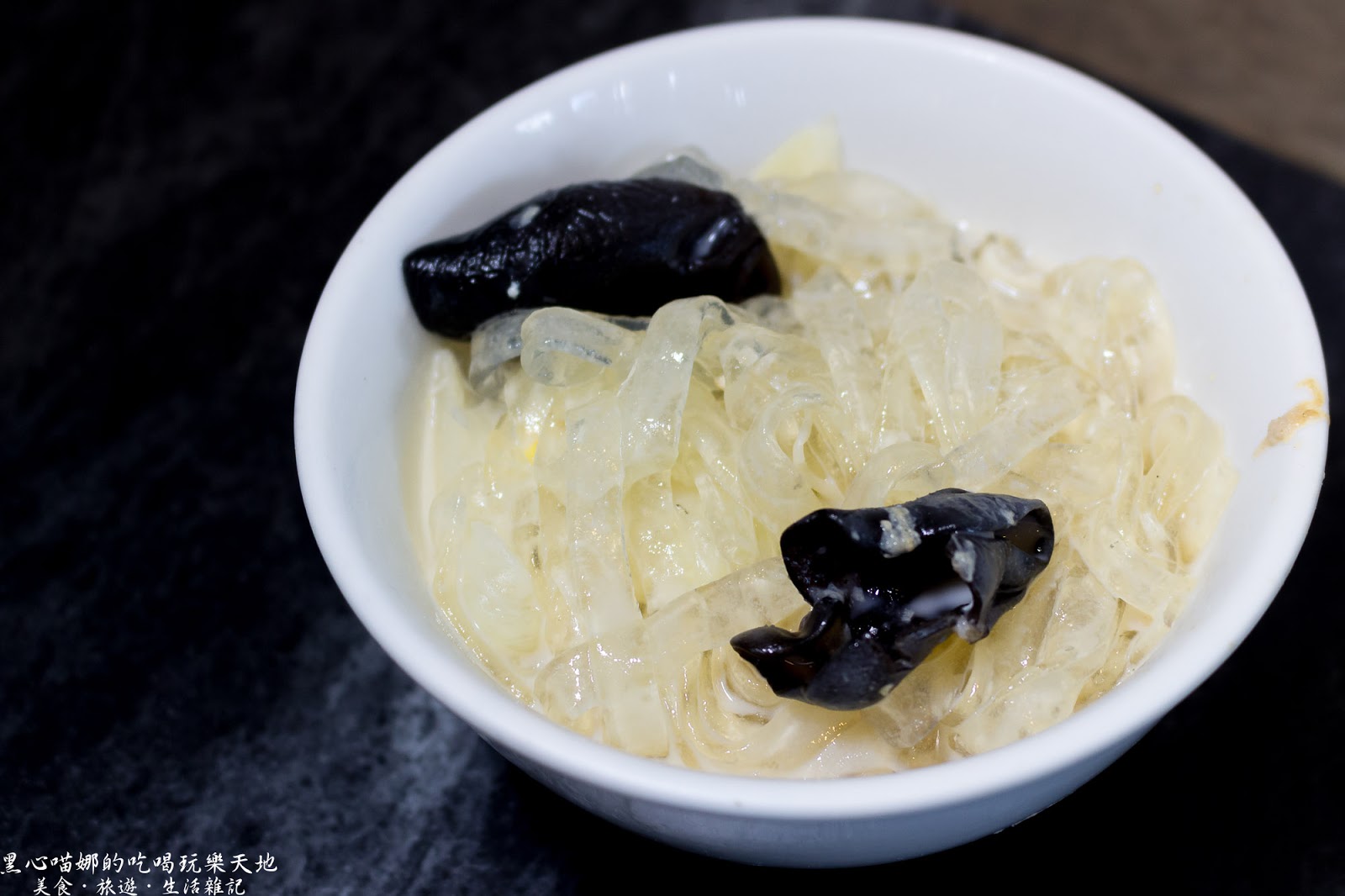 高雄左營︱九勺涮涮鍋　新開幕！！在清爽的環境裡吃鍋物，夏天裡不用再揮汗的高雅享受！