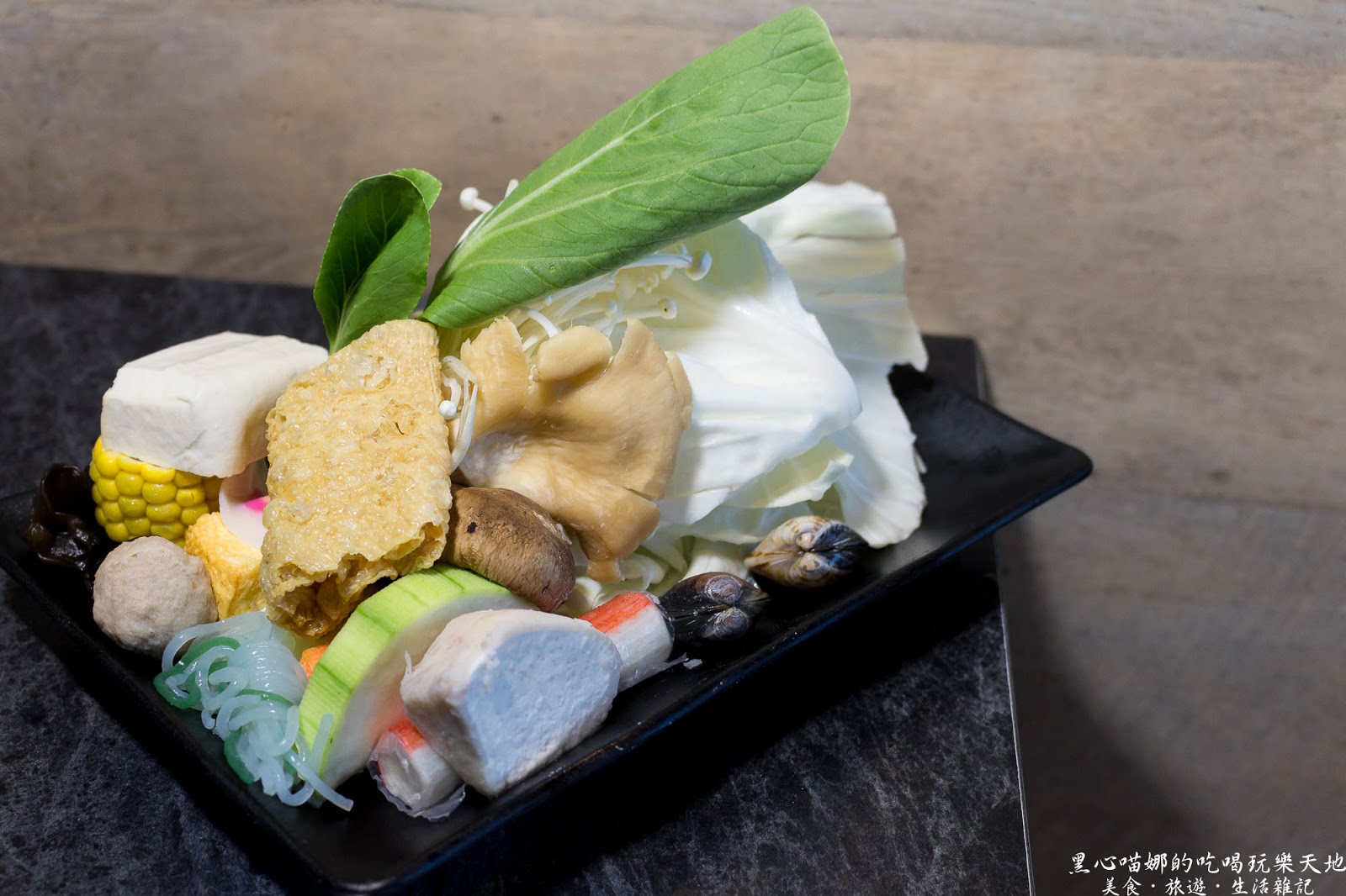 高雄左營︱九勺涮涮鍋　新開幕！！在清爽的環境裡吃鍋物，夏天裡不用再揮汗的高雅享受！