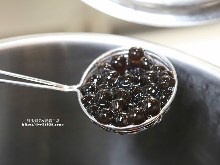 台南市新市區上宇林前進美國 – 上宇林楠梓分店 太極鮮奶茶一次吃到珍珠和粉角