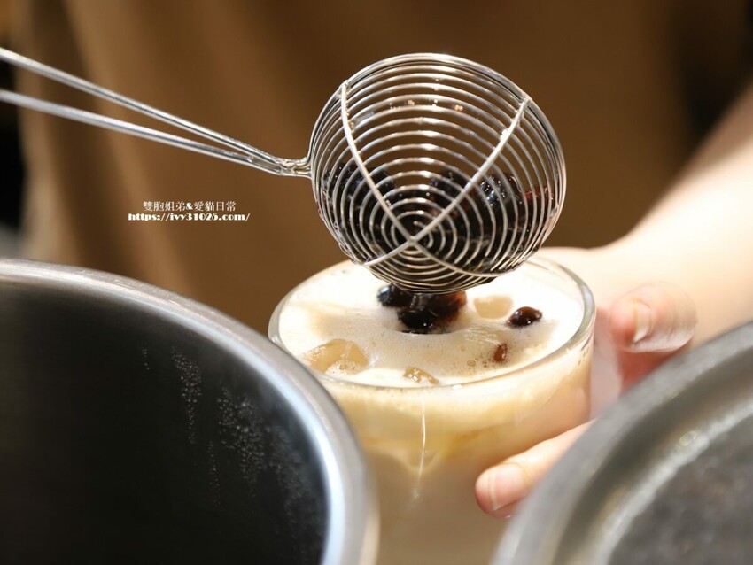 台南市新市區上宇林前進美國 – 上宇林楠梓分店 太極鮮奶茶一次吃到珍珠和粉角