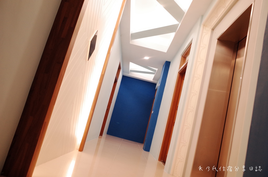 18-05-19-23-56-54-562_deco.jpg 18-05-19-23-56-54-562_deco.jpg