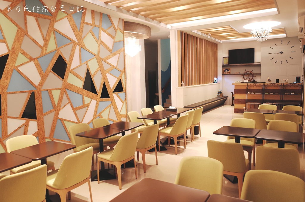 18-05-20-00-07-34-169_deco.jpg 18-05-20-00-07-34-169_deco.jpg