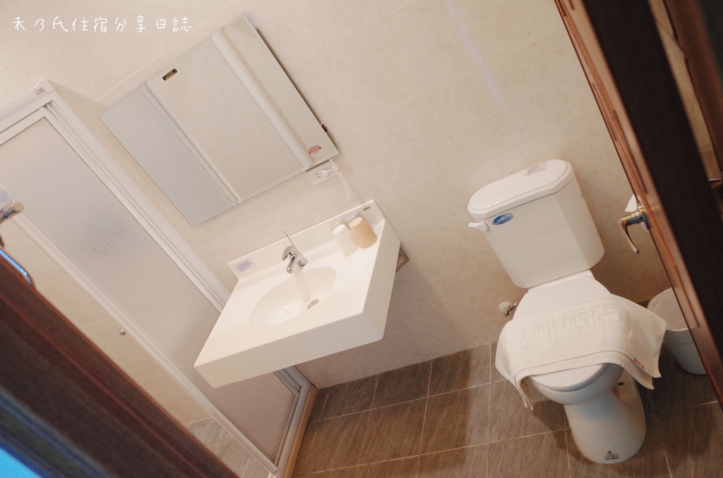 18-05-19-23-49-20-795_deco.jpg 18-05-19-23-49-20-795_deco.jpg