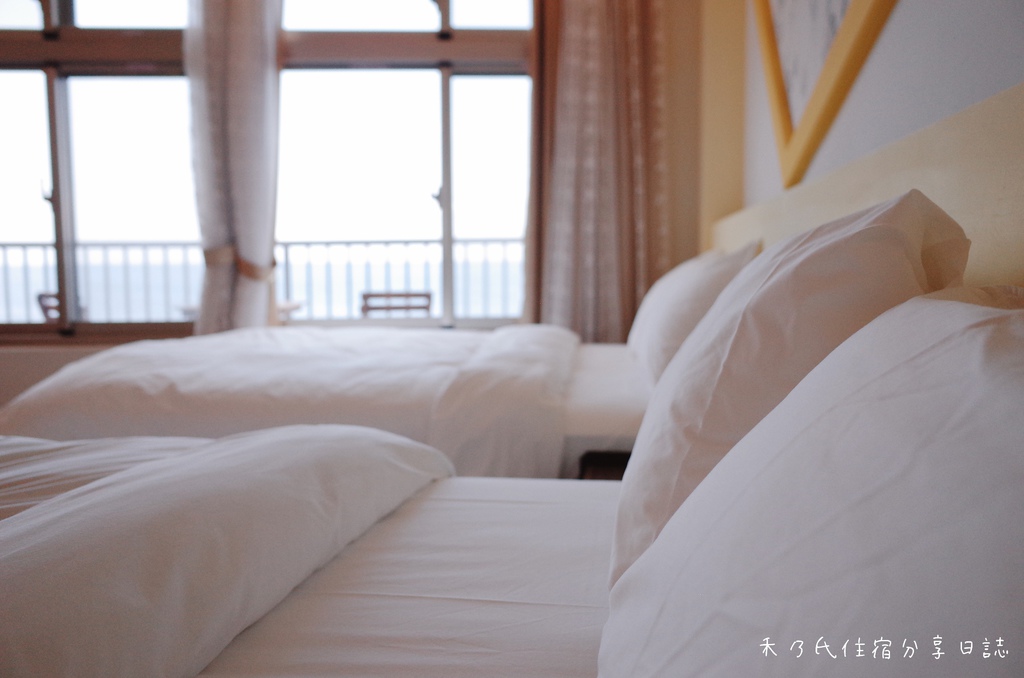 18-05-20-00-02-08-325_deco.jpg 18-05-20-00-02-08-325_deco.jpg