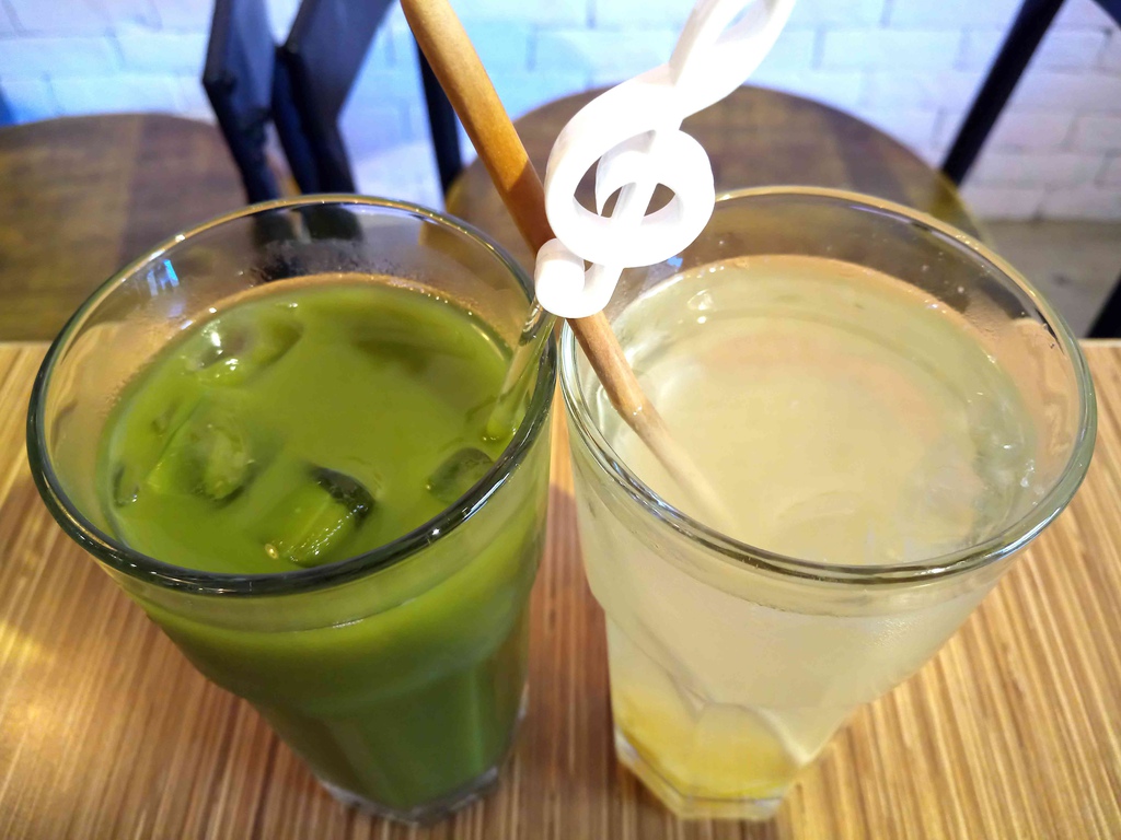 【桃園】義匠義式湯麵專賣店☞桃園藝文特區特色義式湯麵，提供多種醬汁任你選擇，超澎湃海鮮讓人吃到嘴軟!