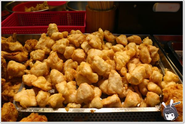 陳季炸雞（三重店）：[食記]►新北三重◄三重好吃炸雞、市場炸雞傳統美味－陳季炸雞，推薦：香雞排、香雞翅、小雞塊