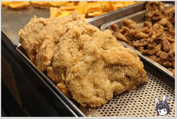 陳季炸雞（三重店）：[食記]►新北三重◄三重好吃炸雞、市場炸雞傳統美味－陳季炸雞，推薦：香雞排、香雞翅、小雞塊