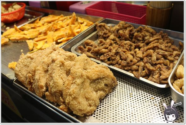 陳季炸雞（三重店）：[食記]►新北三重◄三重好吃炸雞、市場炸雞傳統美味－陳季炸雞，推薦：香雞排、香雞翅、小雞塊