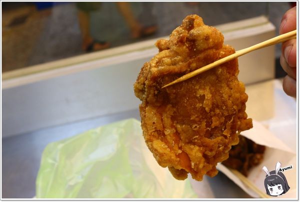 陳季炸雞（三重店）：[食記]►新北三重◄三重好吃炸雞、市場炸雞傳統美味－陳季炸雞，推薦：香雞排、香雞翅、小雞塊