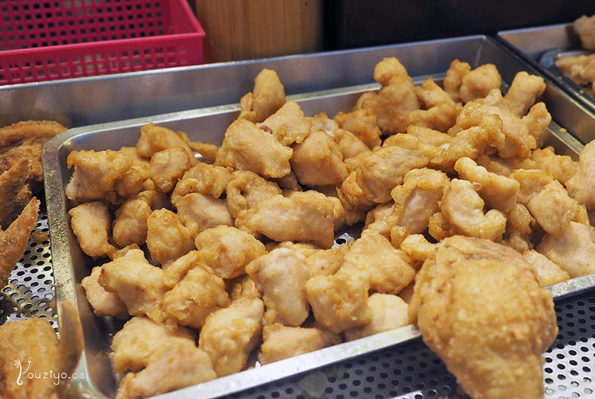 三重好吃炸雞 陳季炸雞 黃金春雞新登場！豪邁爽快大口吃雞︱三重人氣宵夜首選 | YOUZI 佑子 - 美食旅行 Travel, Food, Life