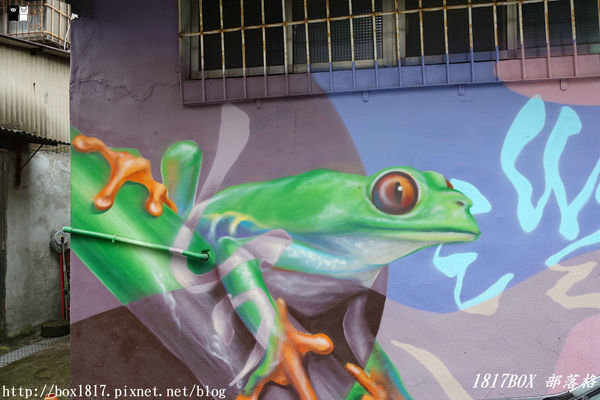【高雄。苓雅】衛武營彩繪社區。衛武迷迷村。整個社區就是巨人的美術館