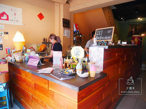 【屏東美食】巷仔內的三埢半 ✦ 每日變換口味霜淇淋 ✦ 輕食熱壓吐司 ✦ 夏天的下午茶清爽滋味