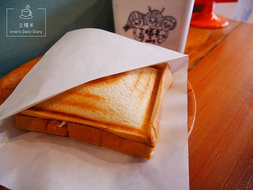 【屏東美食】巷仔內的三埢半 ✦ 每日變換口味霜淇淋 ✦ 輕食熱壓吐司 ✦ 夏天的下午茶清爽滋味