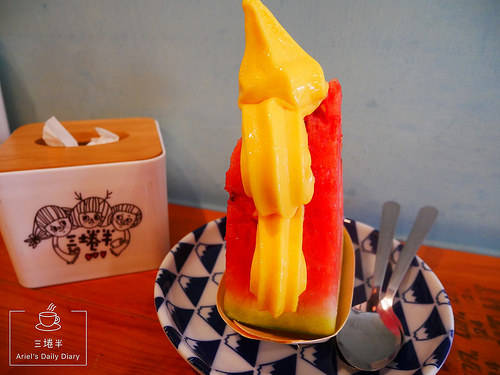 【屏東美食】巷仔內的三埢半 ✦ 每日變換口味霜淇淋 ✦ 輕食熱壓吐司 ✦ 夏天的下午茶清爽滋味