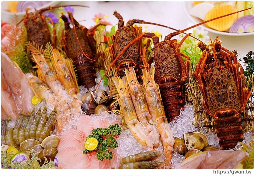 台中超狂屠龍到你家，客製化海鮮服務，一通電話在家吃屠龍大餐！