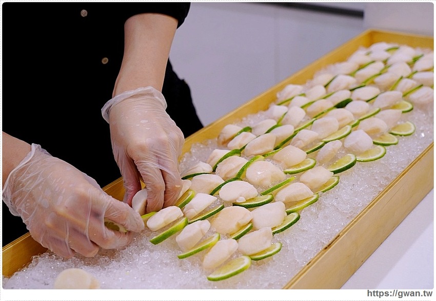 台中超狂屠龍到你家，客製化海鮮服務，一通電話在家吃屠龍大餐！